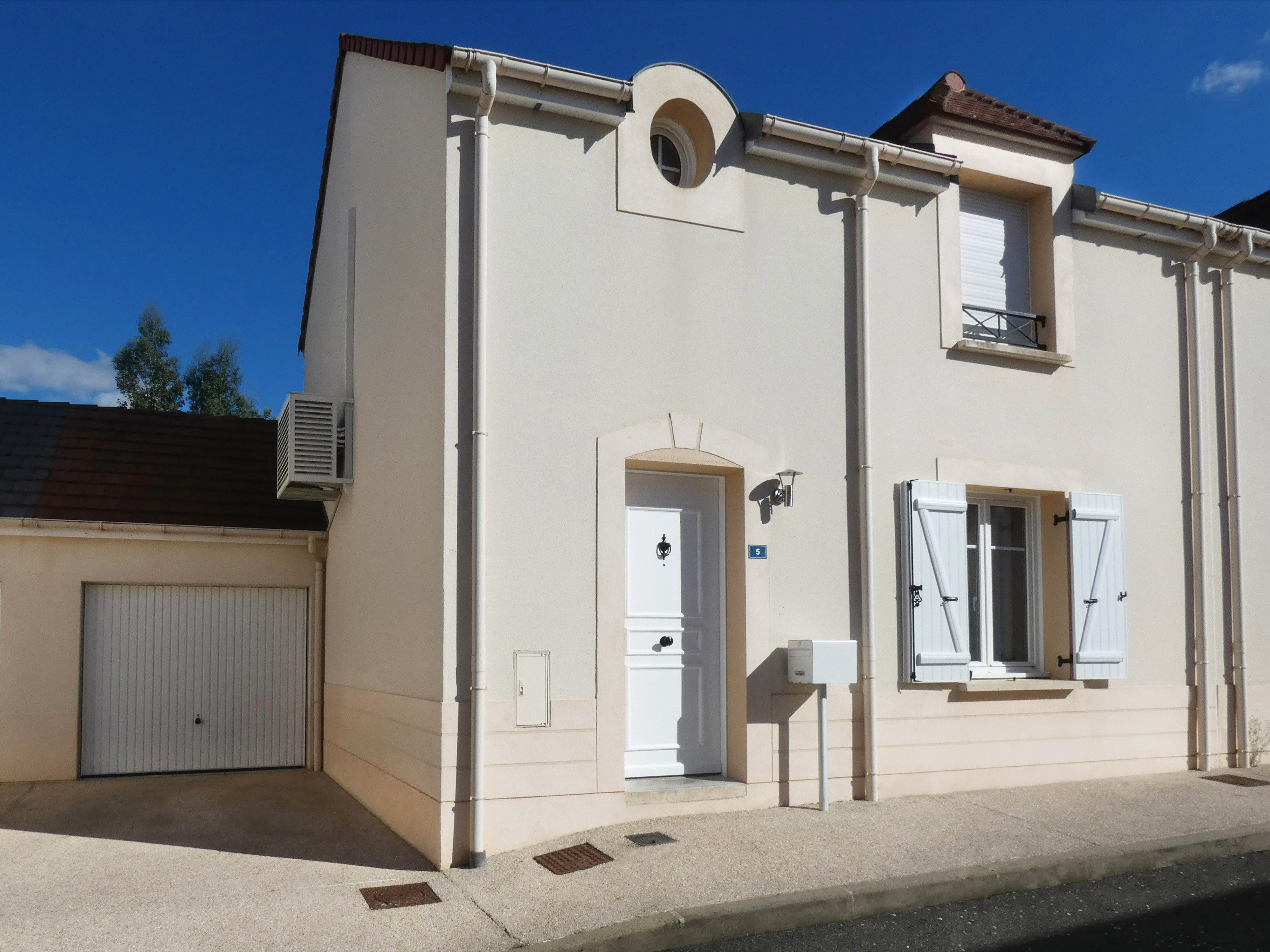 maison à vendre les Molières façade coté rue