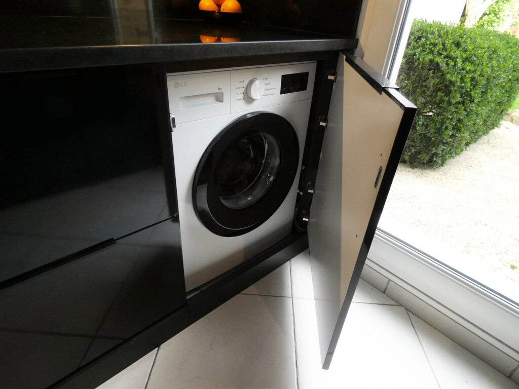 maison à vendre les Molières cuisine lave linge